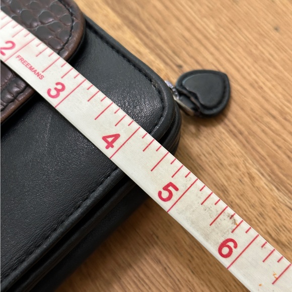 Brighton Black Brown Leather Crossbody Organizer Zip Around Wallet - Picture 15 of 15